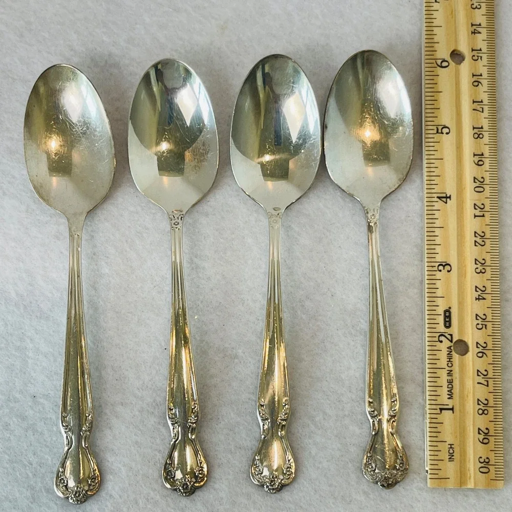 Rogers Brothers Silver Plate Teaspoons Set of 4 Vintage IS Floral Flatware